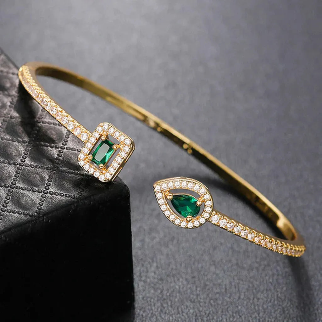 Claudia Bracelet in Emerald