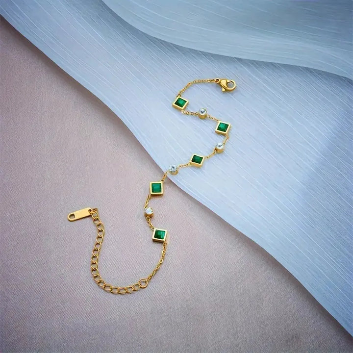 Karolina Bracelet with Emerald