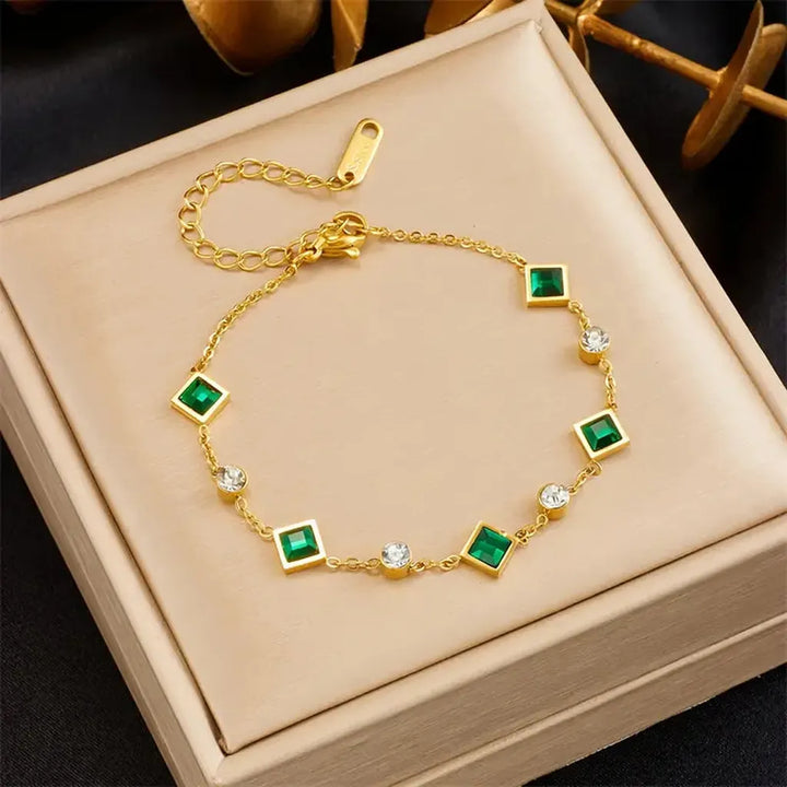 Karolina Bracelet with Emerald