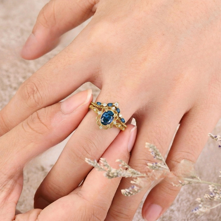 Azelia Saphir Crown Ring Set | Gold