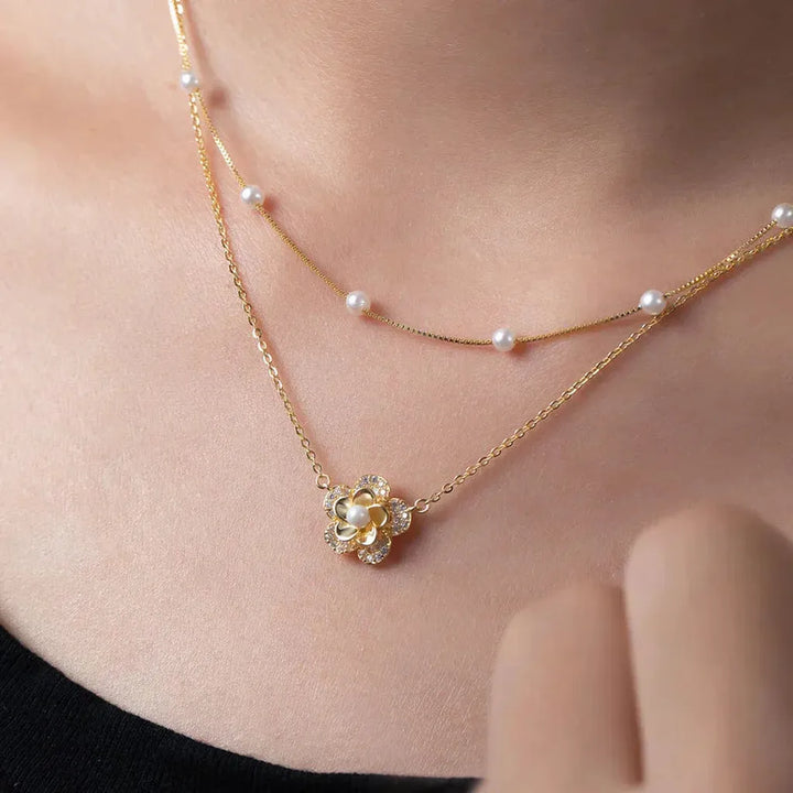 Flower Necklace with Double Pearls
