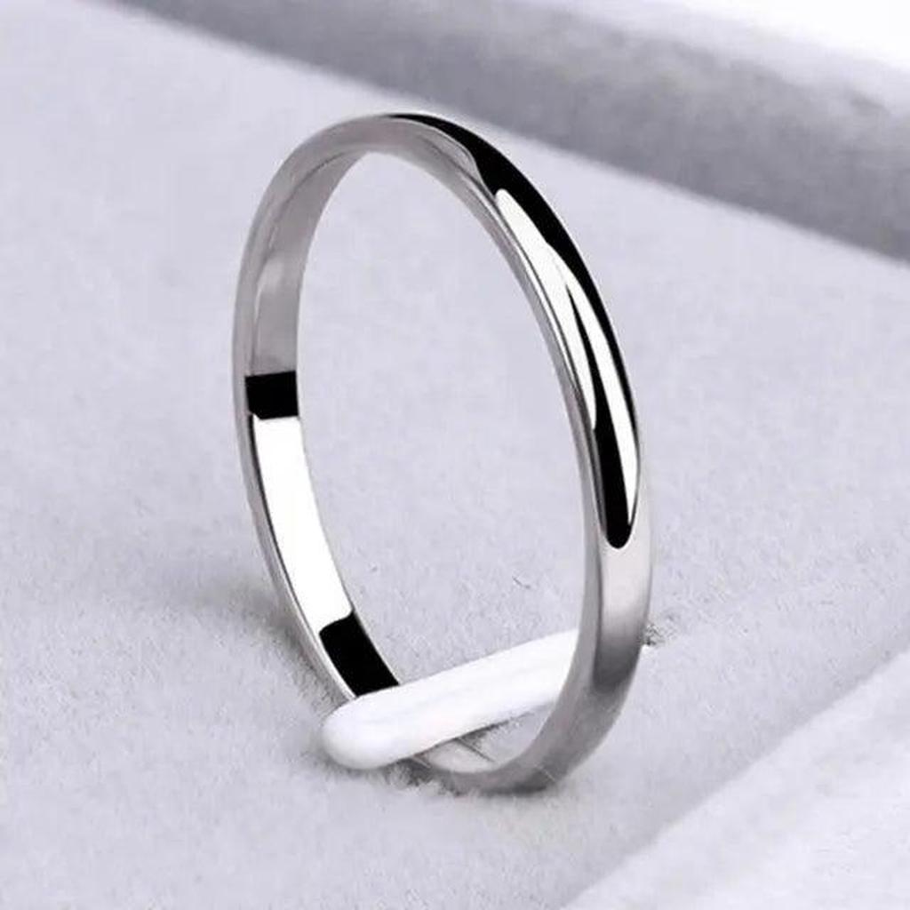 Simple Ring in Gold and White Gold
