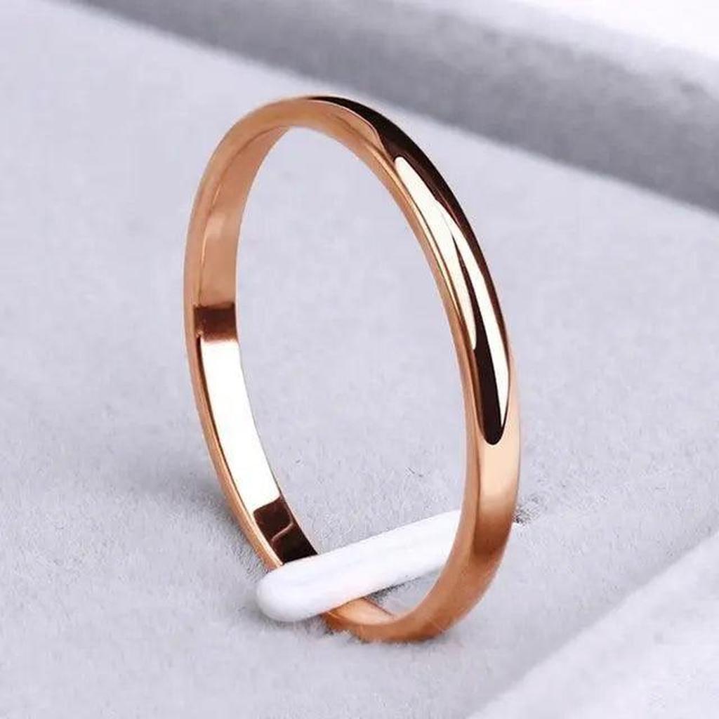 Simple Ring in Gold and White Gold