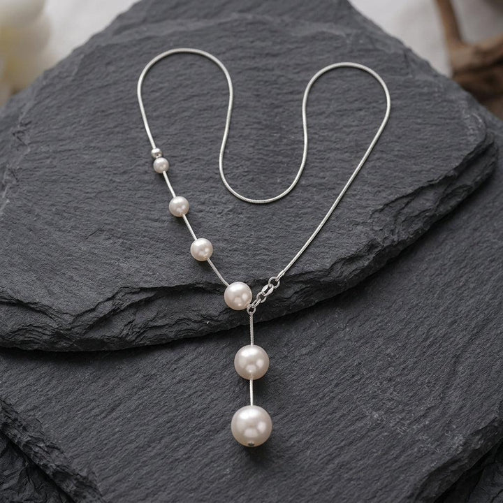 Elegant Necklace with Hanging Pearls