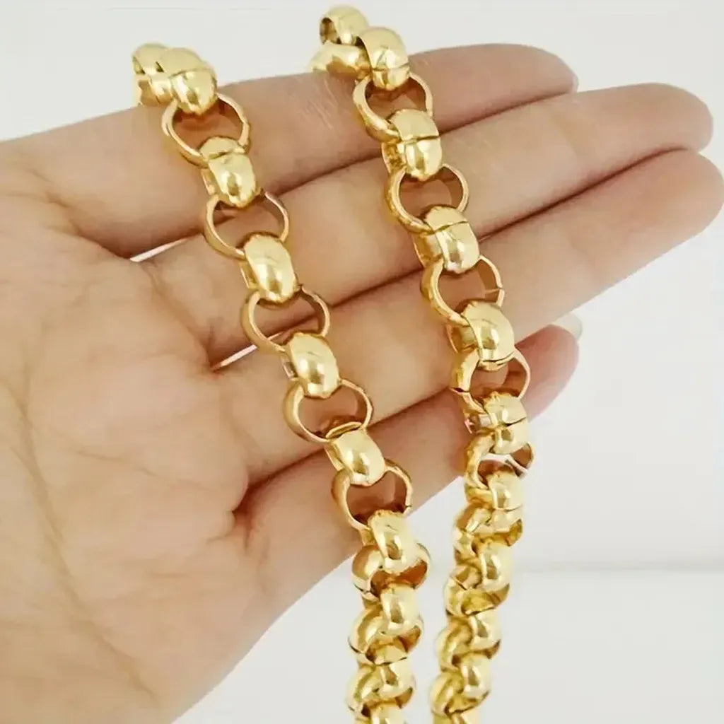 Elegant handcrafted stainless steel necklace