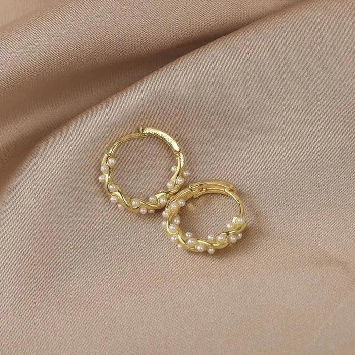 Elegant Earrings Made of Round Pearls