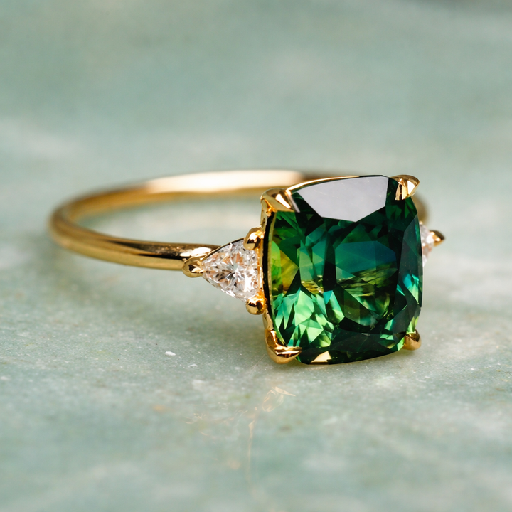 Elegant Square Ring with Emerald