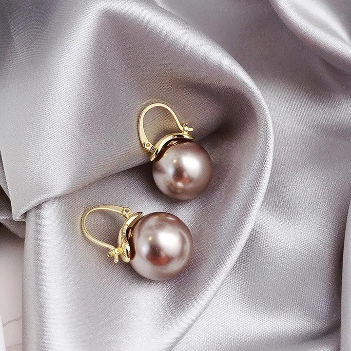 Fat Earrings with Daisies in Gold