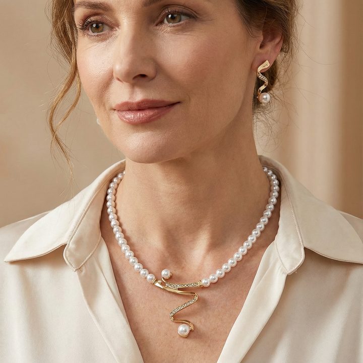Gift Set of Natural Pearls: Necklace and Earrings