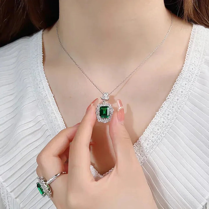 Gisela Necklace Gemstone Emerald