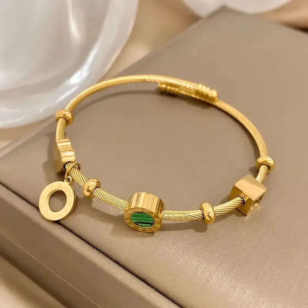 Gold Bracelet Eumenia