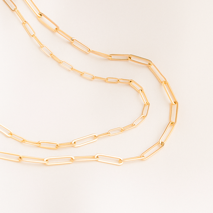 Golden Necklace with Classic Chain