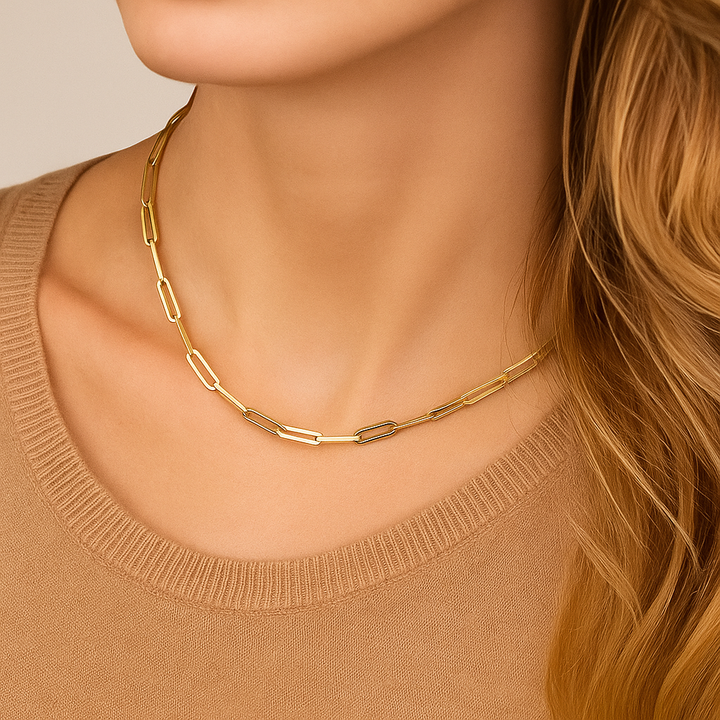 Golden Necklace with Classic Chain