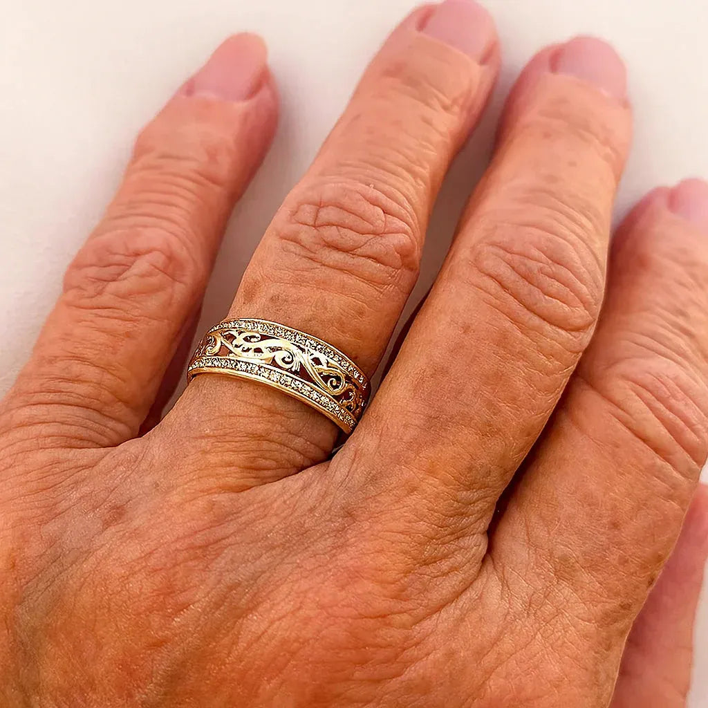 Golden Shiny Ring, Open Design