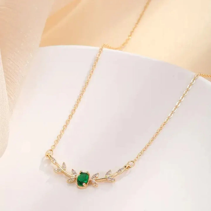 Necklace "Amira Valmorin"