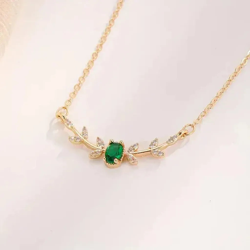 Necklace "Amira Valmorin"