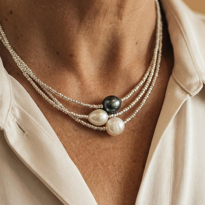 Necklace made of natural pearls