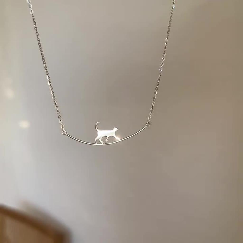 Necklace with Climbing Cat in White Gold