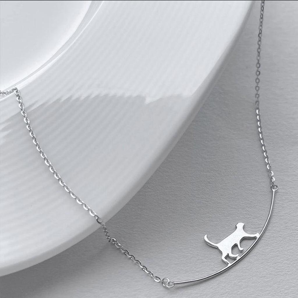 Necklace with Climbing Cat in White Gold