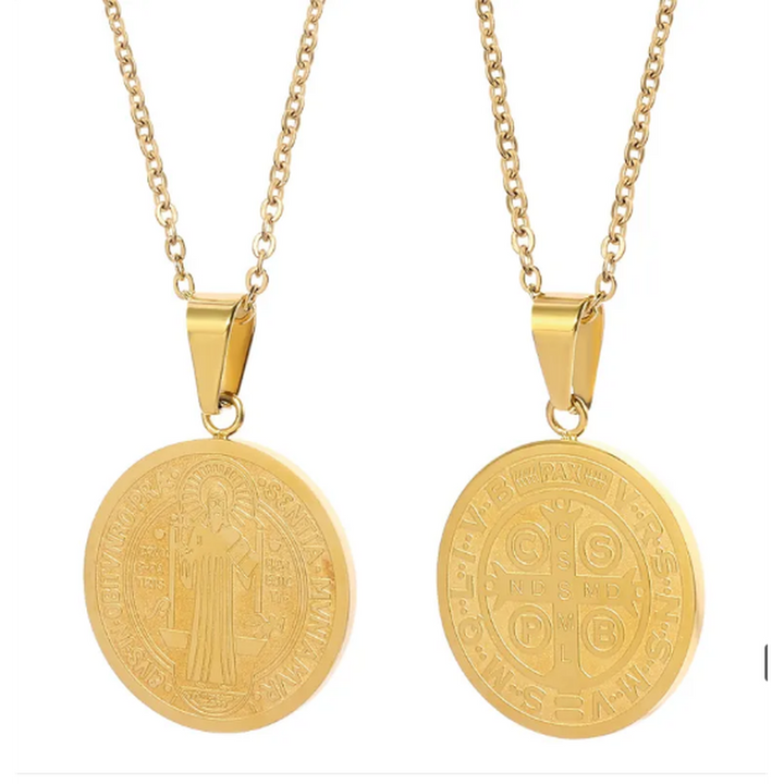 Necklace with Round O-Shaped Pendant