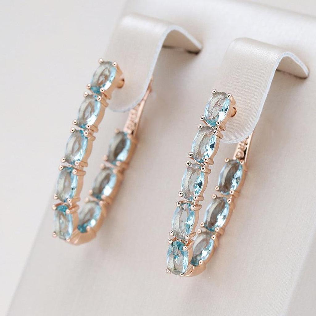 Hanging Earrings with Turquoise and Diamonds in Gold