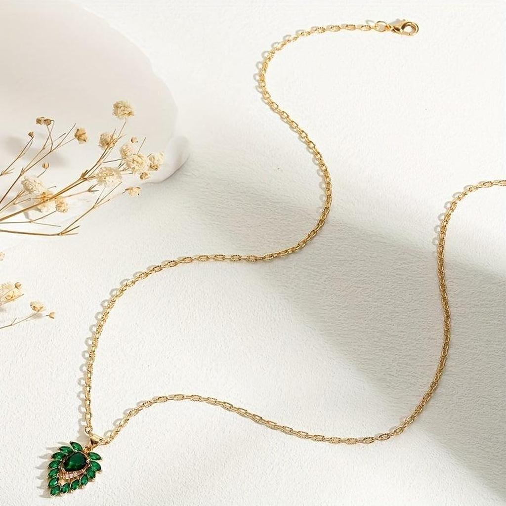 Matilde Heart Necklace in Emerald