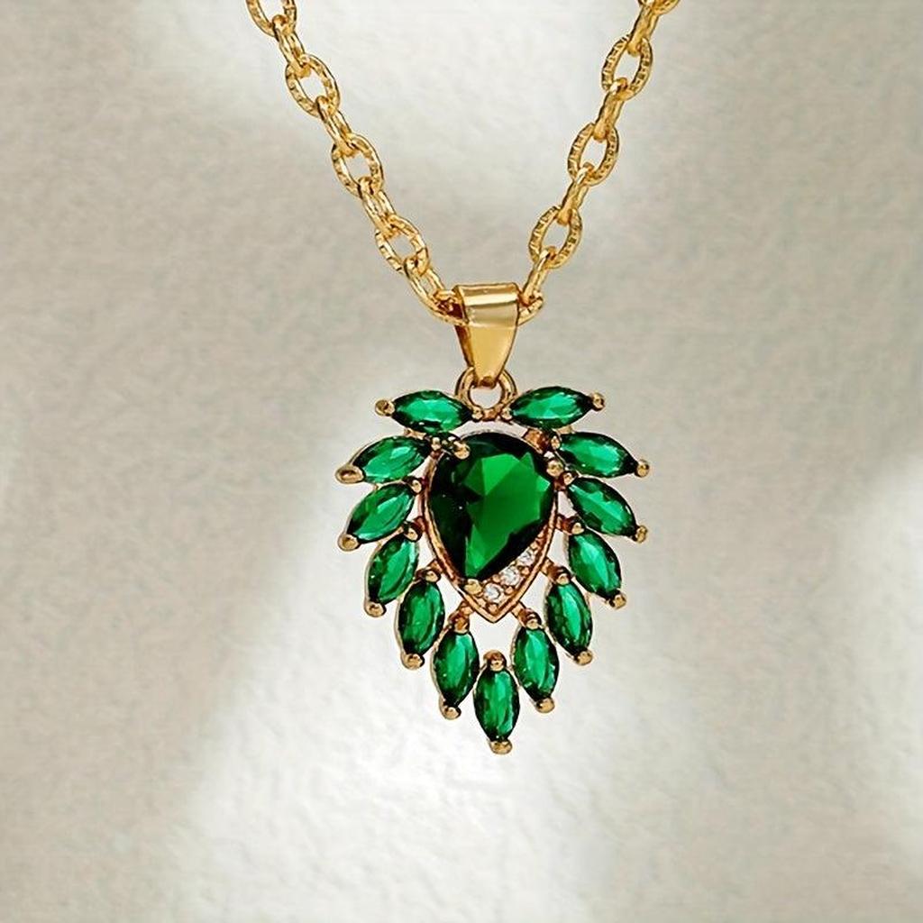 Matilde Heart Necklace in Emerald