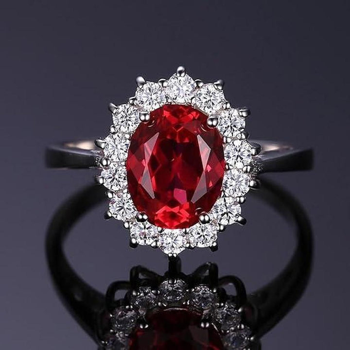Classic Ring with Ruby and White Gold Edge
