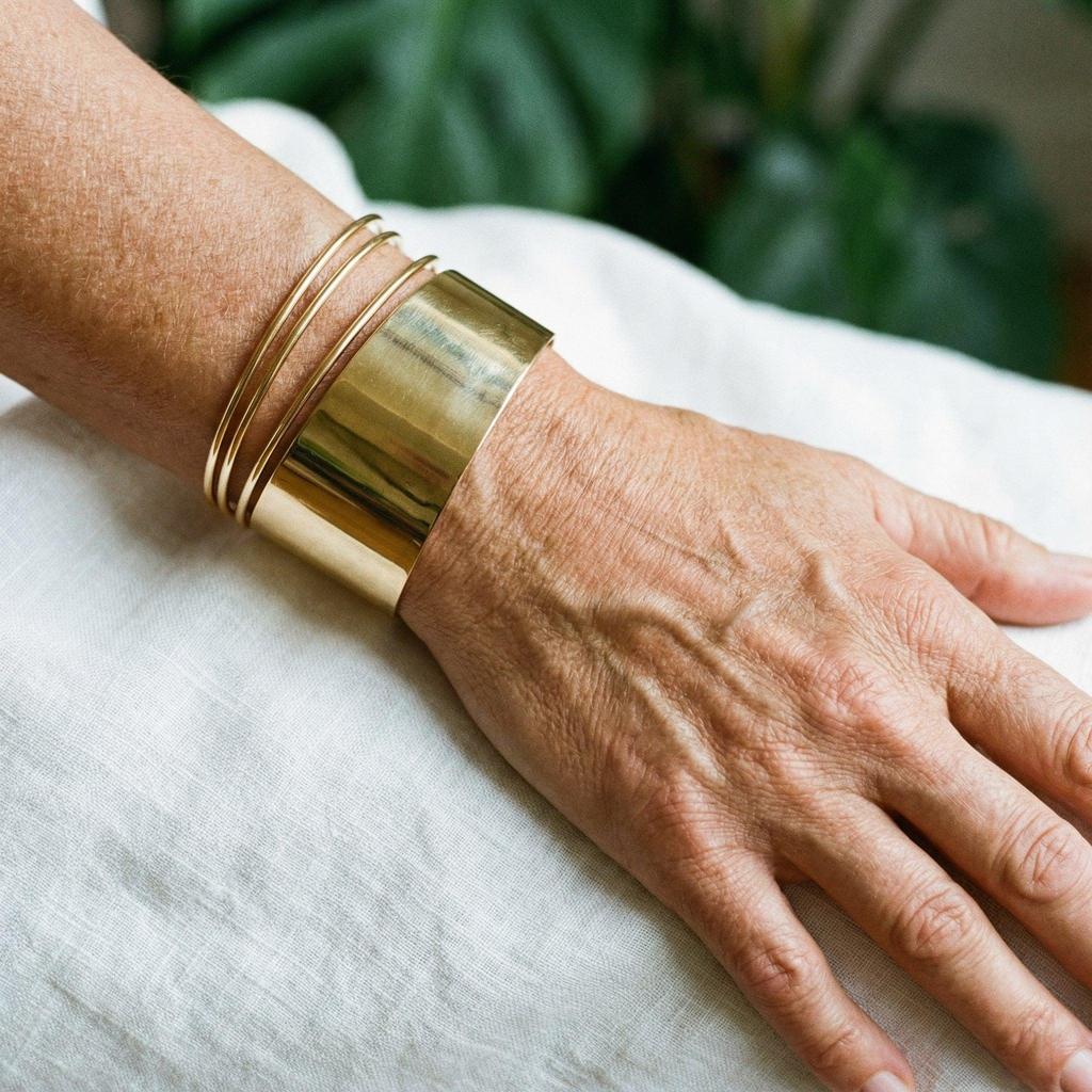 Classic Retro Bracelet in Gold Colour