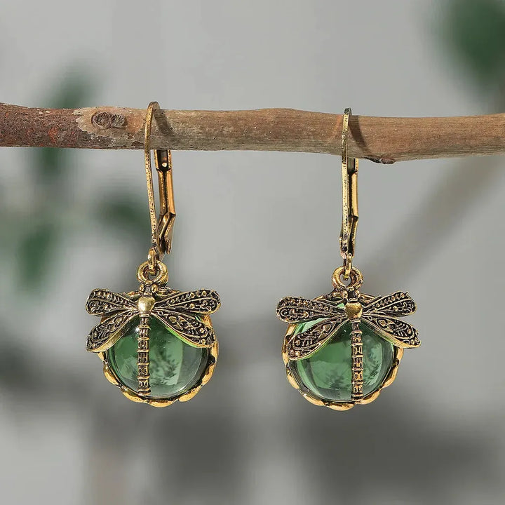 Circular Earrings in Antique White Gold