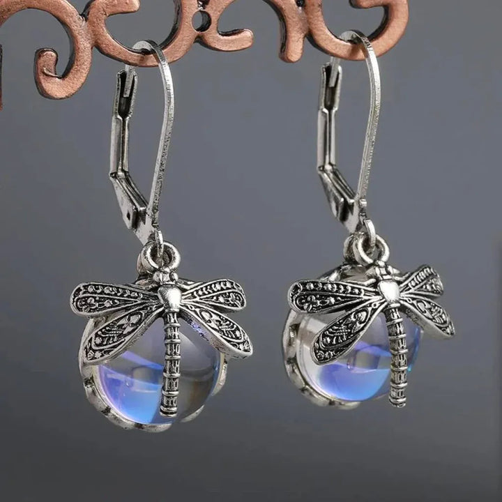 Circular Earrings in Antique White Gold