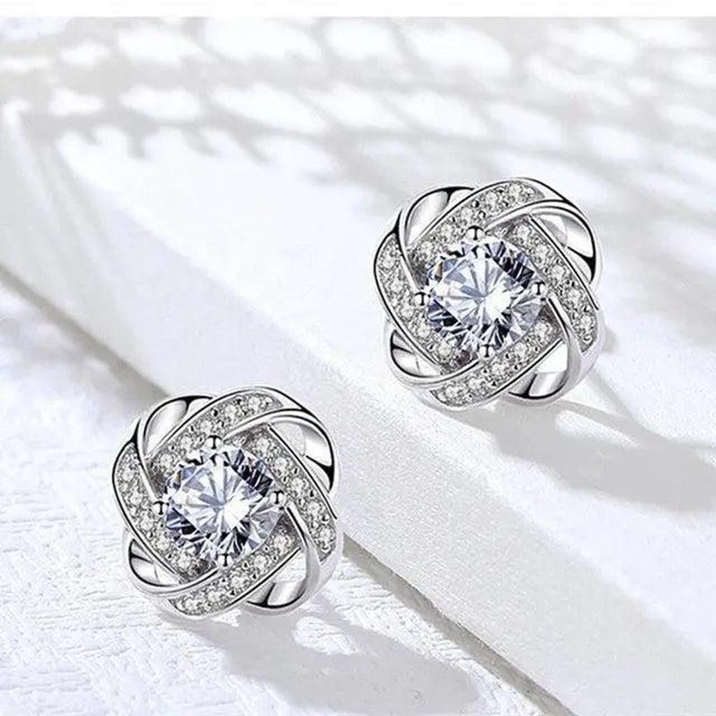 Flower Pattern Hoop Earrings