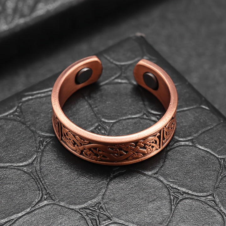 Saoirse Ring with Coat of Arms