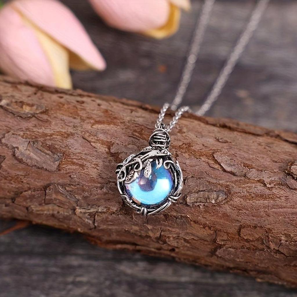 Maria Necklace with Moonstone
