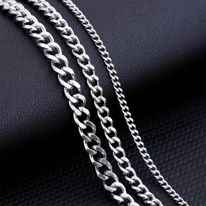 Minimalist Necklace with Curb Chain for Men