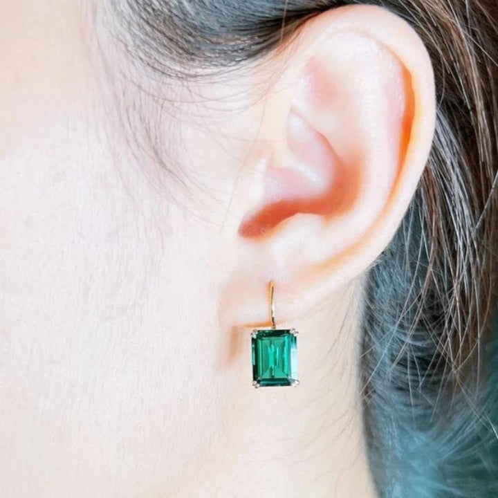 Mila Earrings with Emerald