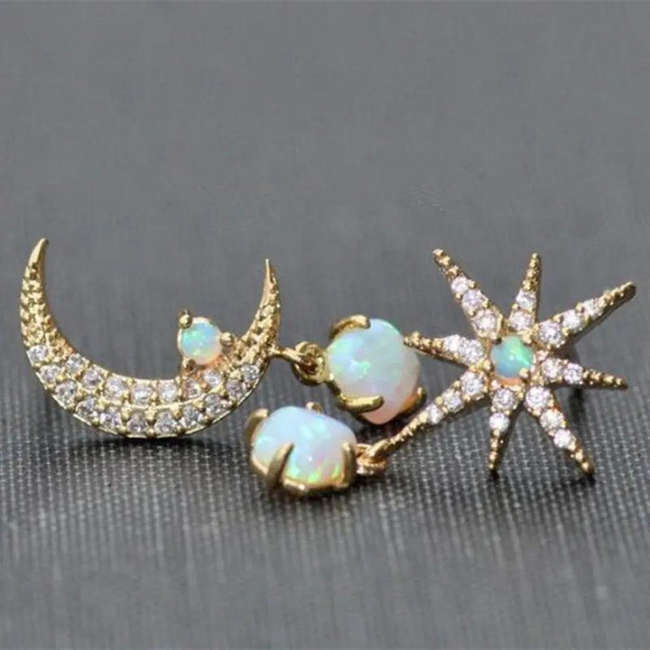 Earrings Moon and Star in Gold and Opal