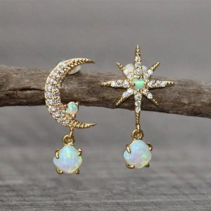 Earrings Moon and Star in Gold and Opal