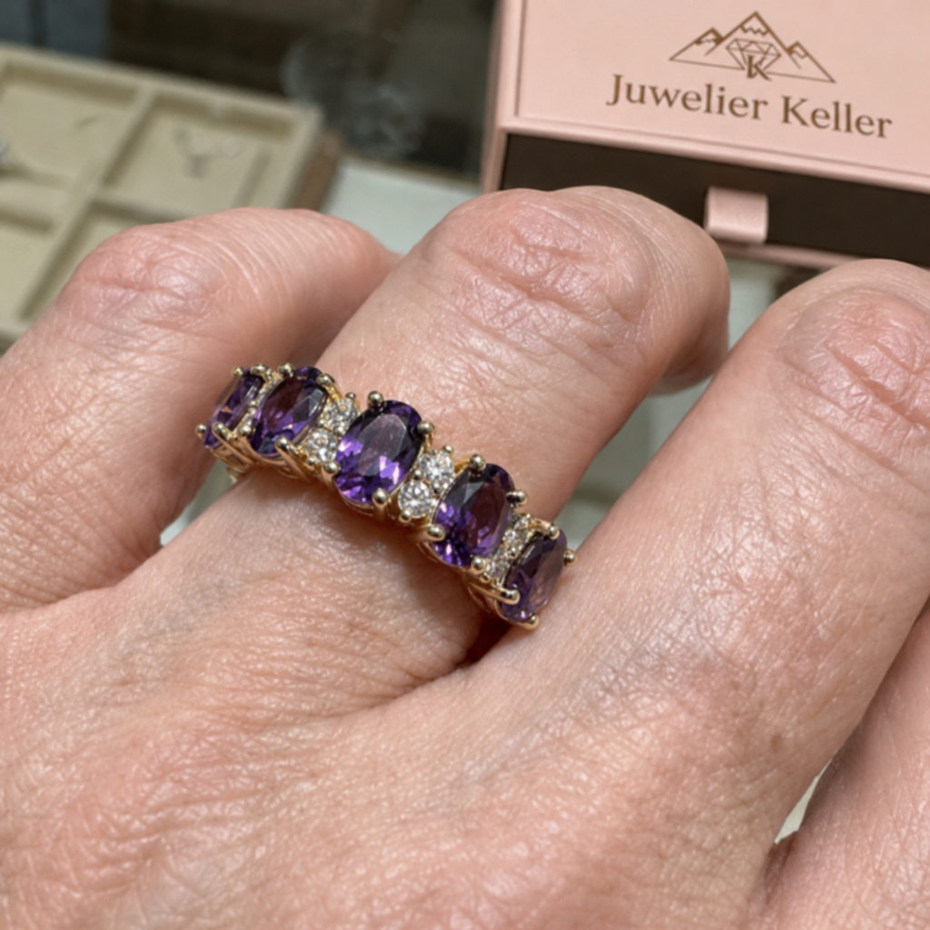 Orlina Violet Emblem Ring | Rose Gold