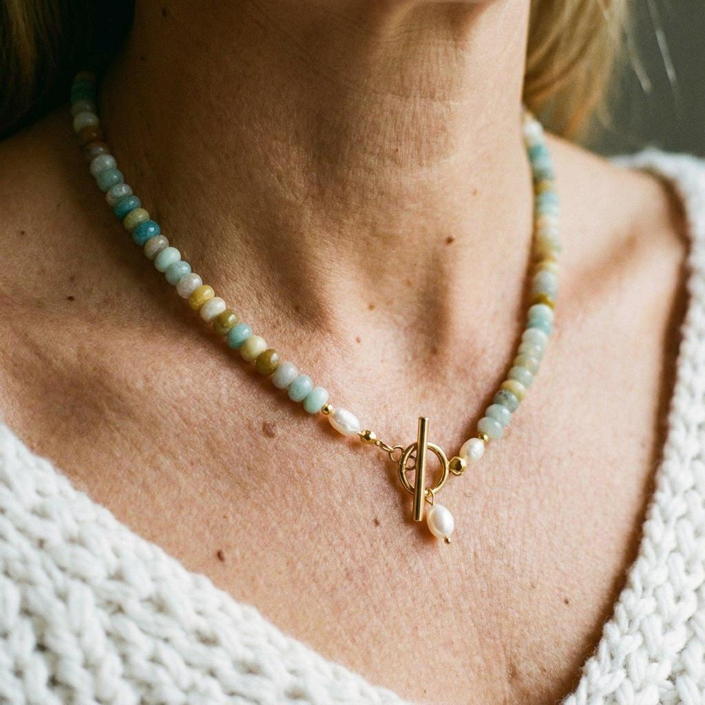 Retro Gold Necklace with Stones