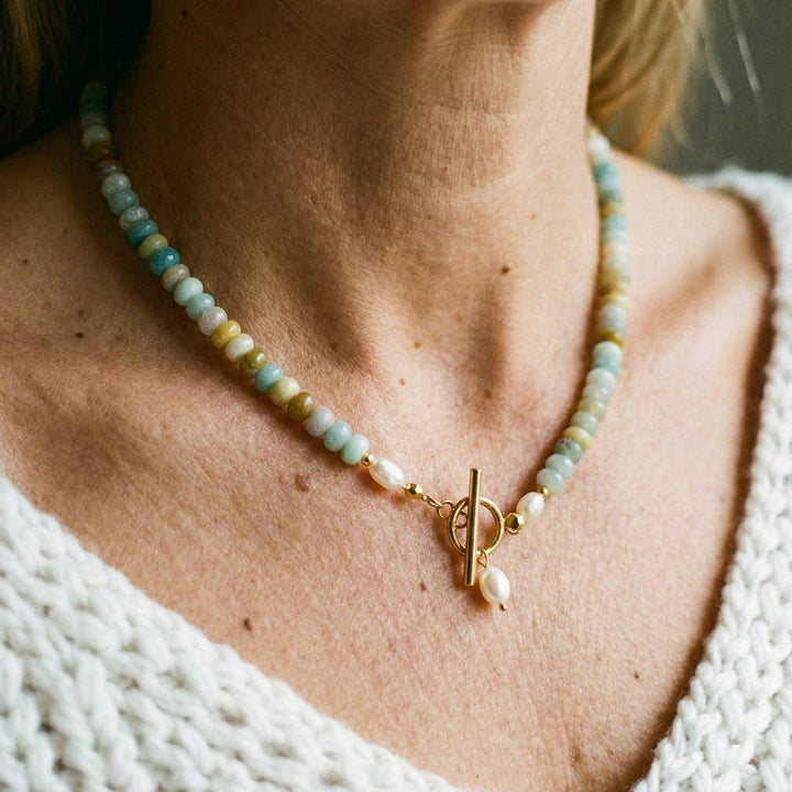 Retro Gold Necklace with Stones