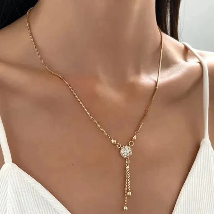 Retro Necklace Made of Golden Crystal