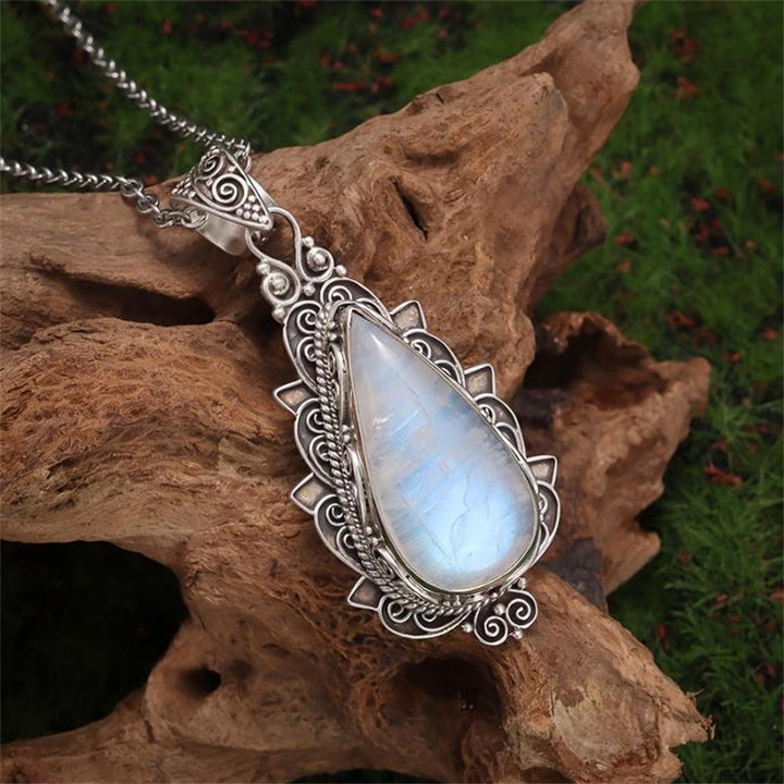 Retro Necklace with Moonstone Pendant