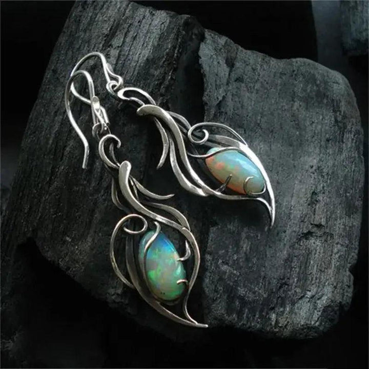 Retro Earrings in White Gold with Blue Opal