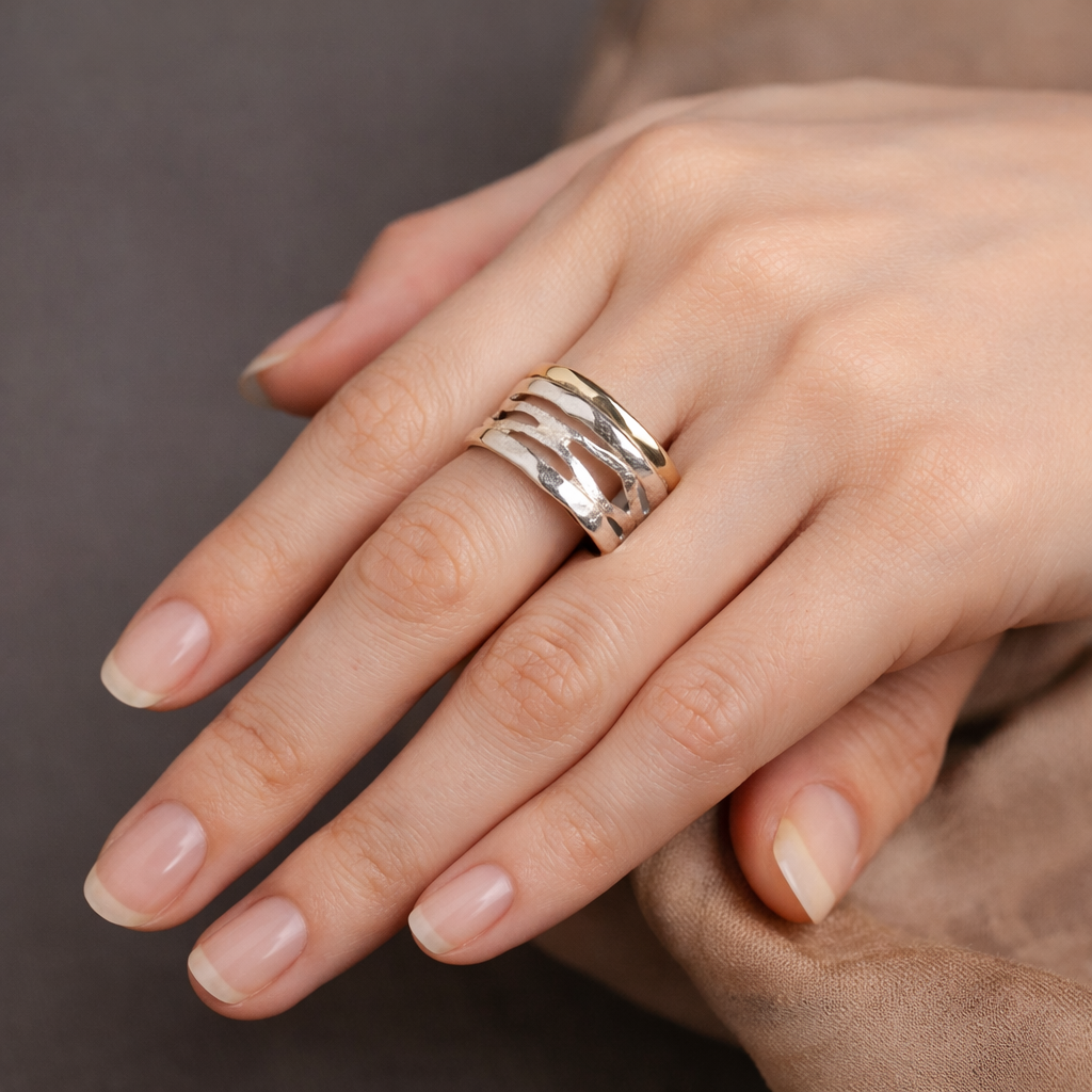 Retro Ring "Oco" in Gold and White Gold