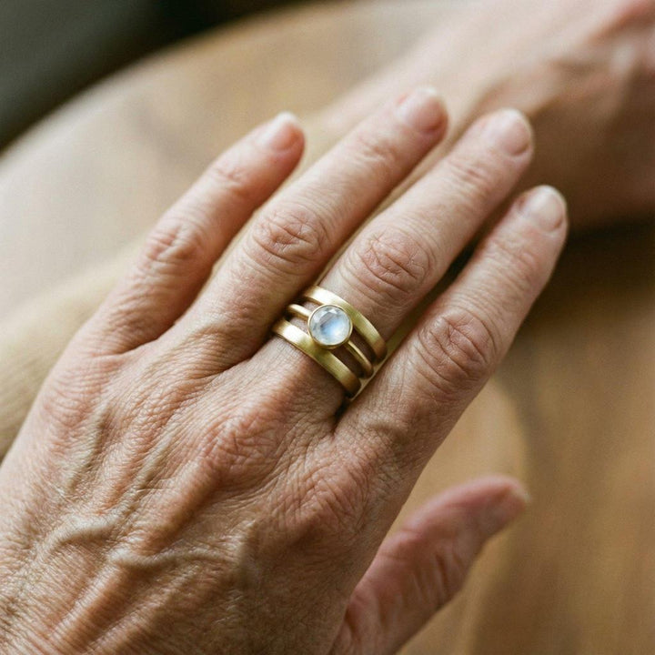 Retro ring made of gold with integrated moonstones