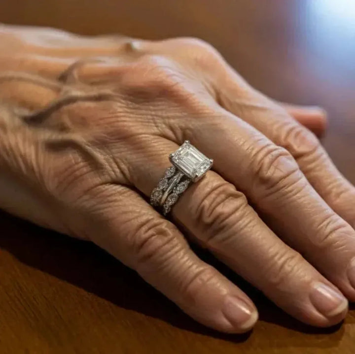 Retro White Gold Ring with Multiple Shiny Rows