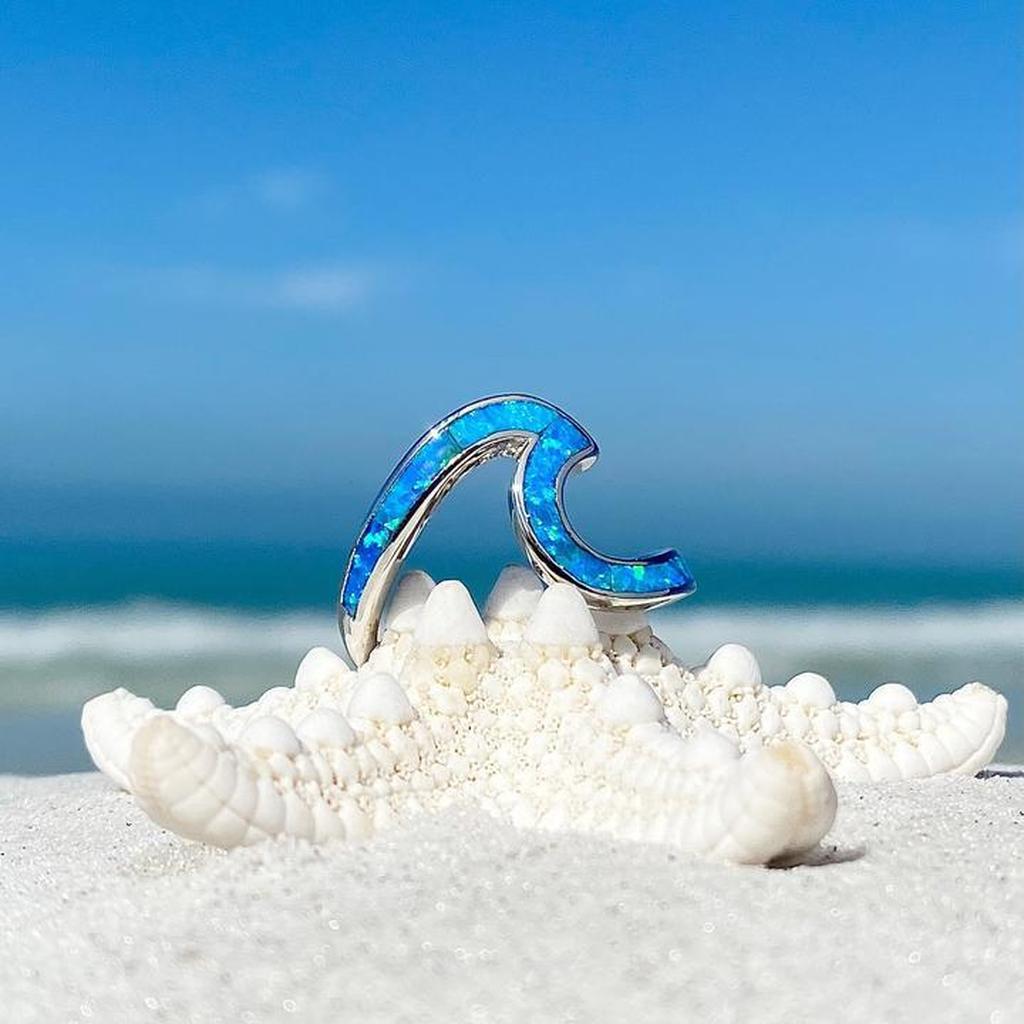 Ring Sea in Opal and Silver