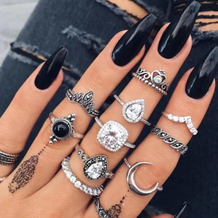 Ring Set with 8 to 12 Rings