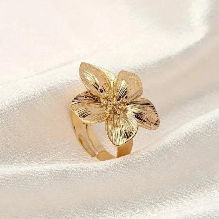 Ring Sunrise with Flower in Gold